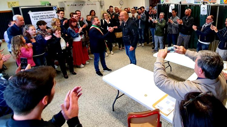 La nomina del sindaco a Salizzole (foto Morellato)