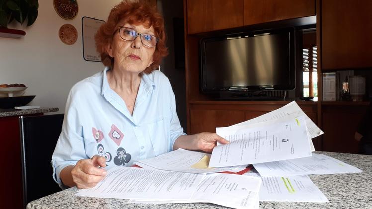 Carla Tessari,  72 anni: si è dovuta sottoporre a cure pesantissime, «tanto che ho avuto la tentazione di abbandonarle e lasciarmi morire»