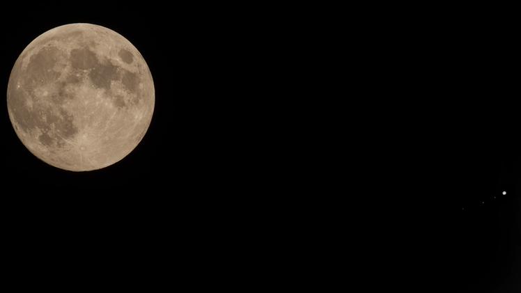 Luna e Giove fotografati da Alessandro Biasia