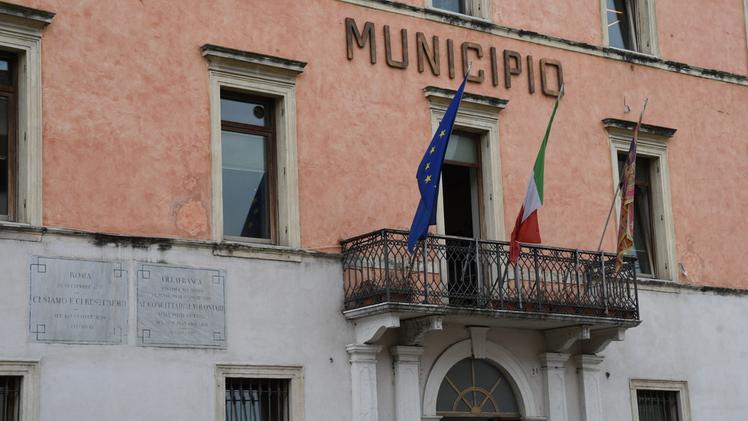Il municipio di Villafranca: i dipendenti sono pronti a dichiarare lo stato di agitazione 