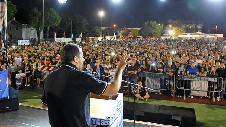 Il vicepremier Matteo Salvini alla Festa della Lega di Oppeano ha parlato davanti a circa quattromila persone FOTOSERVIZIO DIENNE