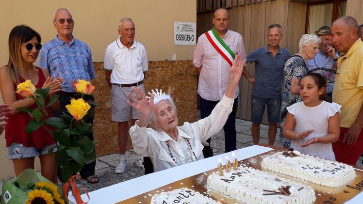 Irma Paiola festeggia il centesimo compleanno