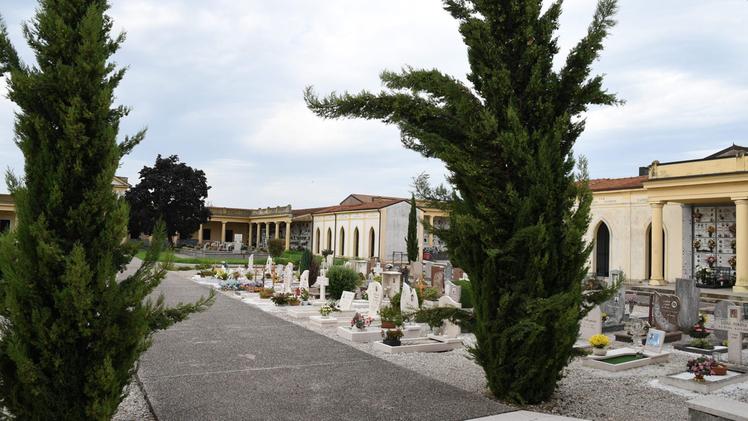 Il cimitero di Povegliano verrà ampliato, nuovi loculi e intervento alla facciata   FOTO PECORA