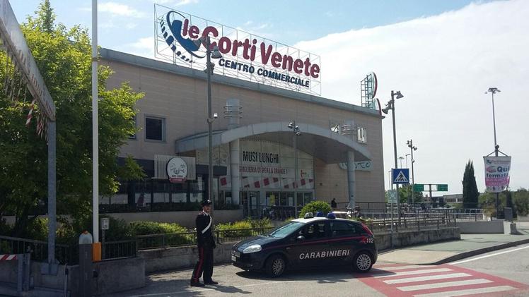 I carabinieri a Le Corti Venete