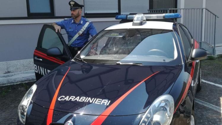 I carabinieri del Nucleo Radiomobile che hanno eseguito l’arresto