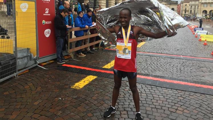 Kemei, vincitore della Half Marathon 2019 (Perlini)