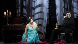 Anna Netrebko e Luca Salsi in «Tosca» alla Scala