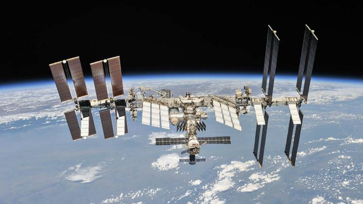 La International Space Station (Iss)