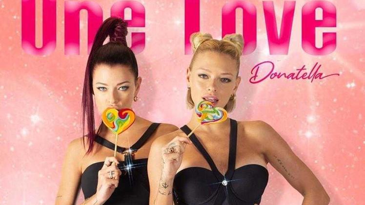 Le Donatella con la copertina del loro ultimo singolo «One Love»