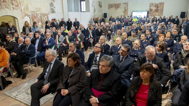 Moltissime le autorità intervenute alla cerimoniaFranco Gabrielli riceve la cittadinanza onoraria dal  sindaco Stefano Nicotra FOTO MARCHIORI