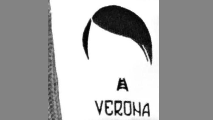 Il «logo» di Hitler sul berretto dei tifosi dell'hellas