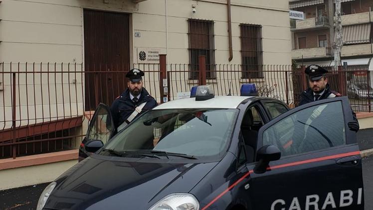 La stazione dei carabinieri di Nogara: fermato il ladro di borsette