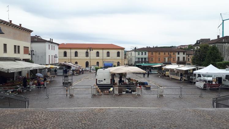 Il mercato di Montecchia di Crosara (Dalli Cani)