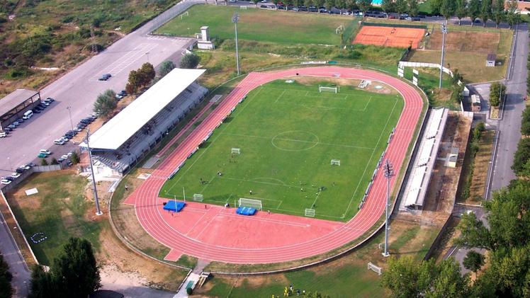 Veduta aerea dello stadio «Mario Sandrini» di Legnago, uno degli impianti dati in gestione
