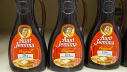 Le bottiglie Aunt Jemima della Quaker Oats