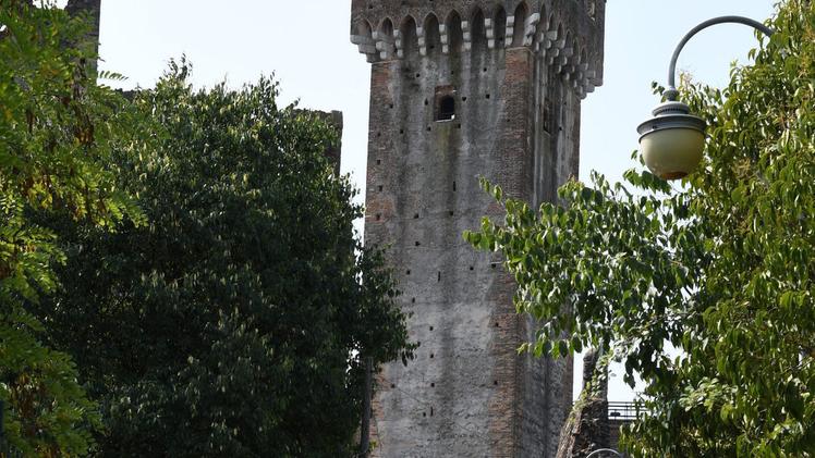 La torre del castello di Valeggio