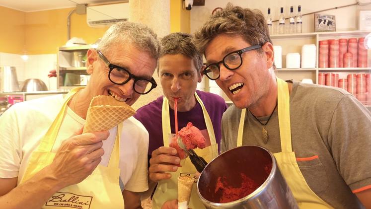 Marco, Nicola e Andrea Ballini gestiscono la gelateria di Via Santa Rocca Maggiore