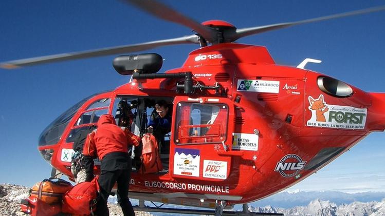 Alto Adige, un elicottero dell’Aiut Alpin 