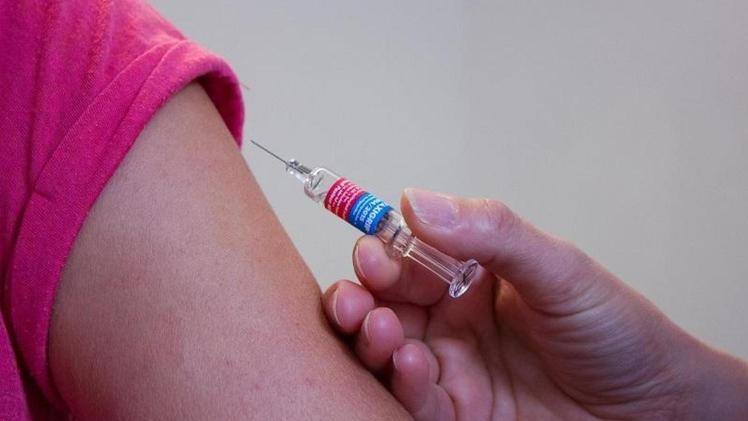 Un paziente sottoposto a vaccinazione antinfluenzale