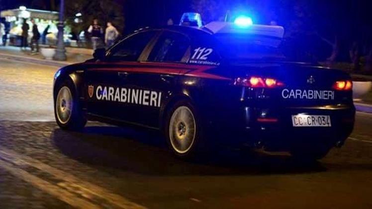 Indagini dei carabinieri per risalire alla banda