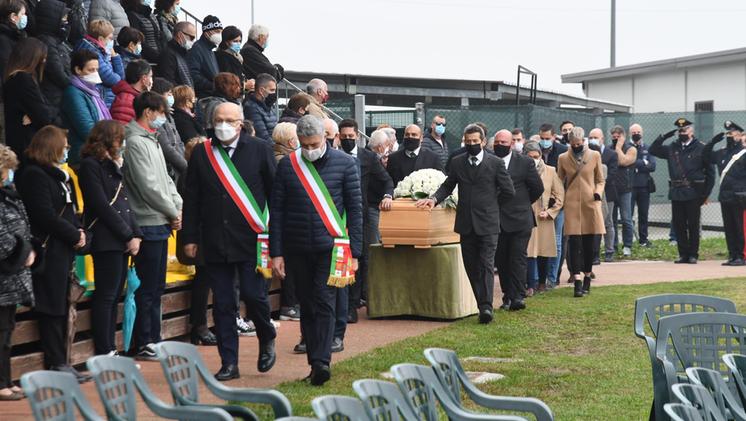 Il funerale di Molinaroli (foto Pecora)