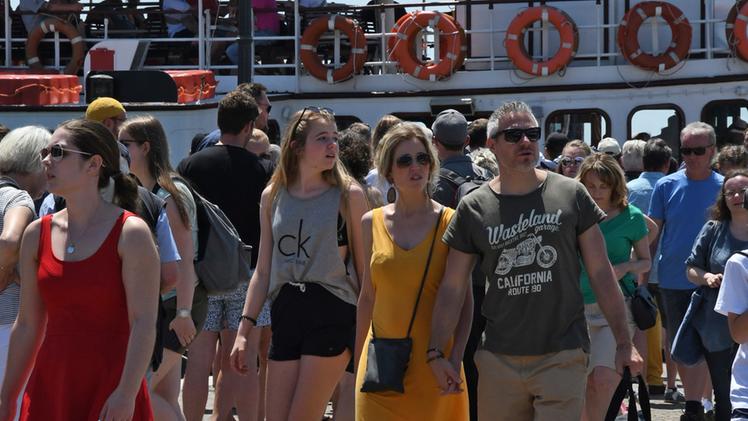 Turisti al lago di Garda