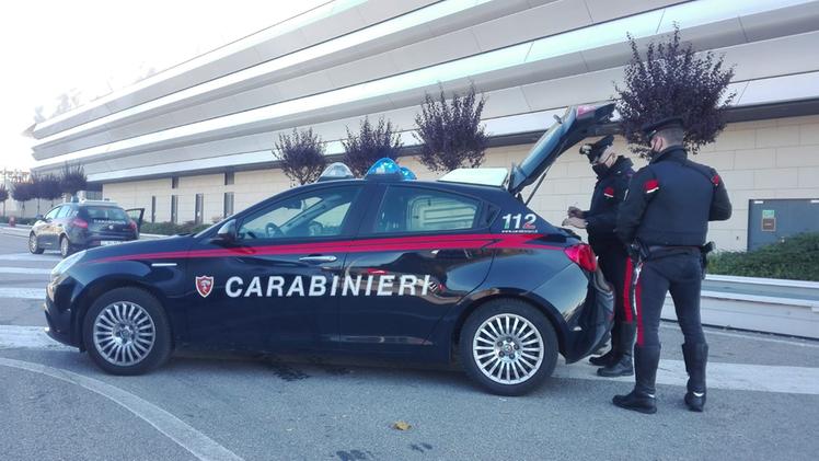 I carabinieri intervenuti all'Adigeo