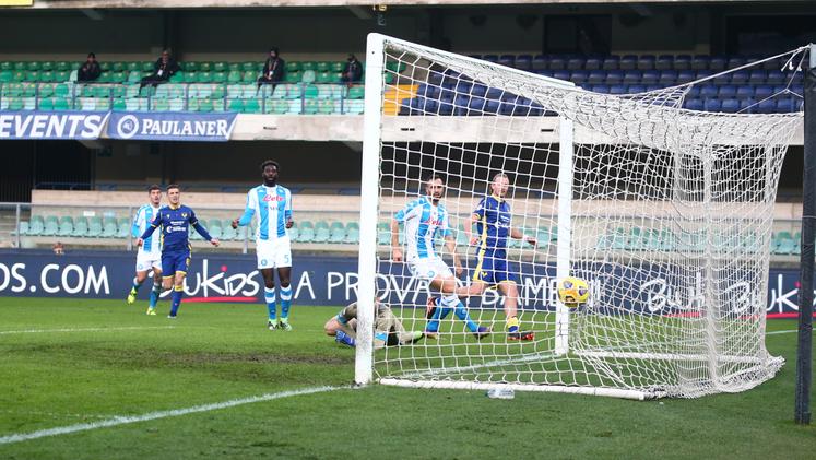 Il gol al Napoli di Barak (Fotoexpress)