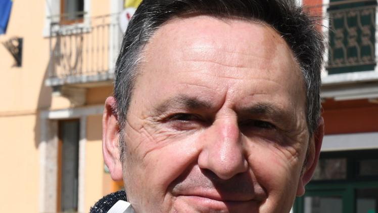 Sciatori, fondisti ed escursionisti sulla neve sulla TranslessiniaIl sindaco Claudio Melotti