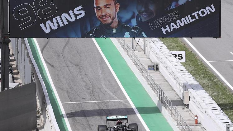 Successo numero 98  in carriera, al GP di Spagna, per il pilota britannico Lewis Hamilton
