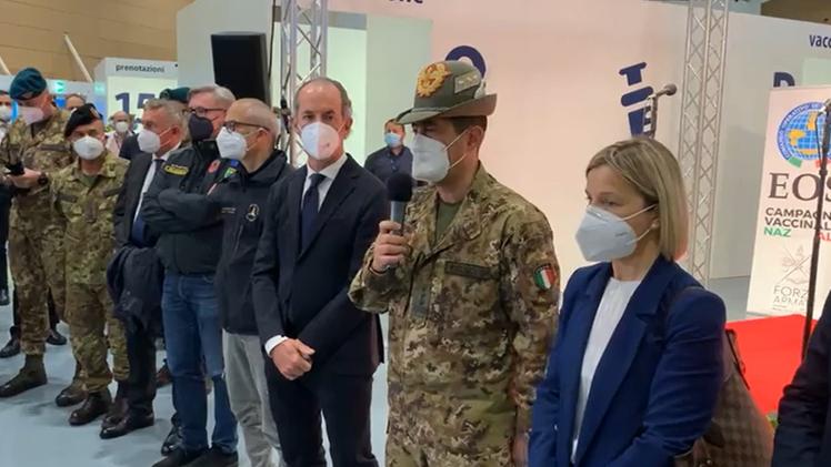 Il generale Figliuolo in visita ai centri vaccinali del Veneto