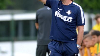 Maurizio DomizziMichele MignaniIl nerazzurro Stefano Vecchi quando allenava la Primavera dell’Inter