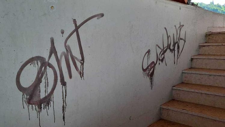 La «firma» lasciata dai vandali a Sant’Ambrogio di Valpolicella