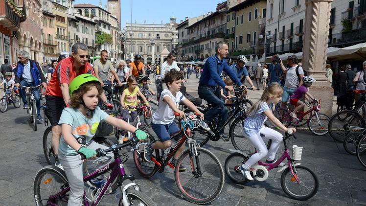 Una biciclettata per le vie della città