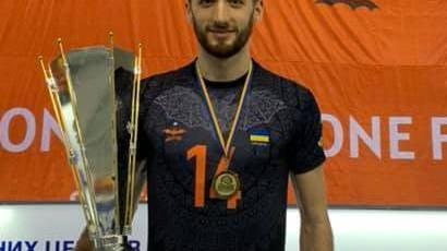 Anton Qafarena  ha vinto il campionato con la maglia del Barkom Kazhany 