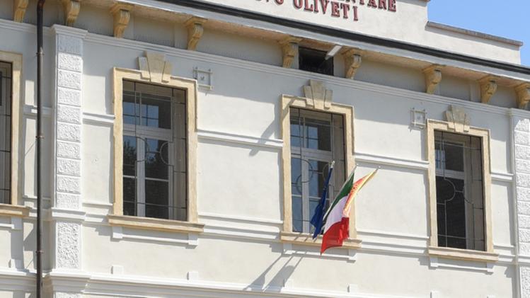 La facciata di palazzo Oliveti, nuovo municipio