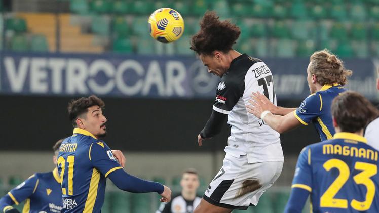 Verona-Parma (2-1) del 15 febbraio scorso un colpo di testa di Zirkzee  mette i brividi all’Hellas