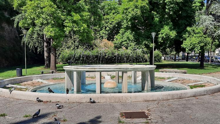 La fontana razionalista ai giardini Baden Powell