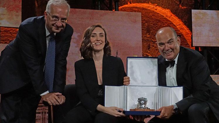 Walter Veltroni, Giulia Caminito ed Enrico Carraro al Premio Campiello 2021