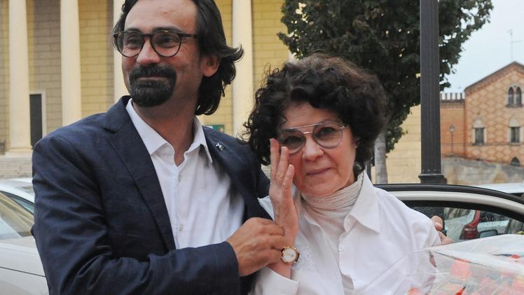 Manuel Scalzotto  con la mamma, commossa per la rielezione  DIENNEFOTO