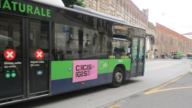 La nuova campagna del Csv sugli autobus
