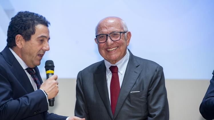 Anerio Tosano, premiato da Giuseppe Riello nel 2020 quale «Imprenditore veronese dell'anno» (Marchiori)