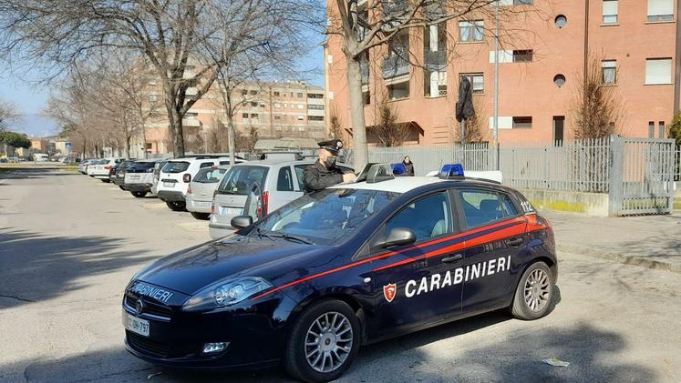 Due arresti effettuati dai carabinieri per spaccio e sfruttamento della prostituzione