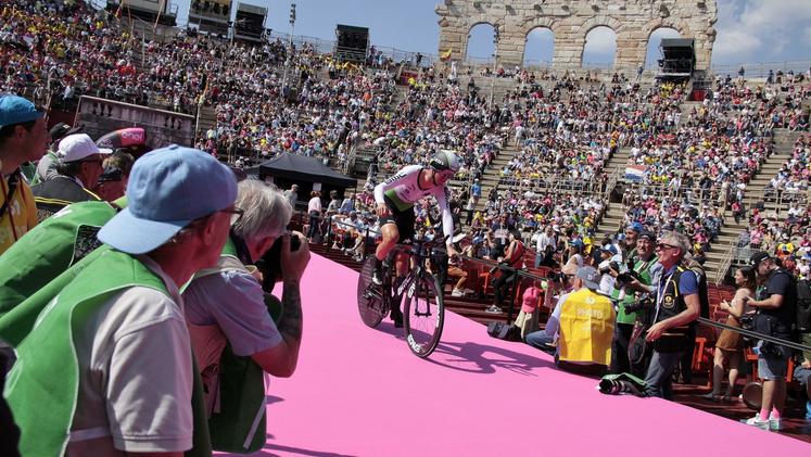 Giro d'Italia, finale in Arena anche quest'anno
