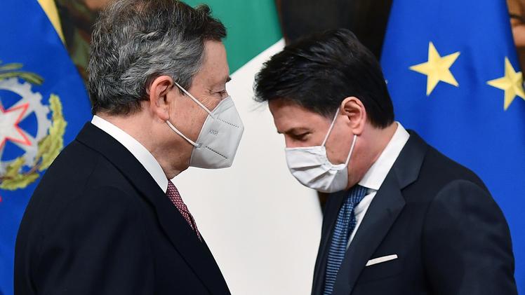 Il premier Mario Draghi e il leader dei Cinquestelle Giuseppe Conte