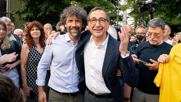 Tommasi e Sala in un incontro a Verona durante la campagna elettorale (foto Marchiori)