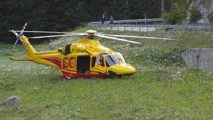 L'elicottero di Trentino Emergenza (archivio)