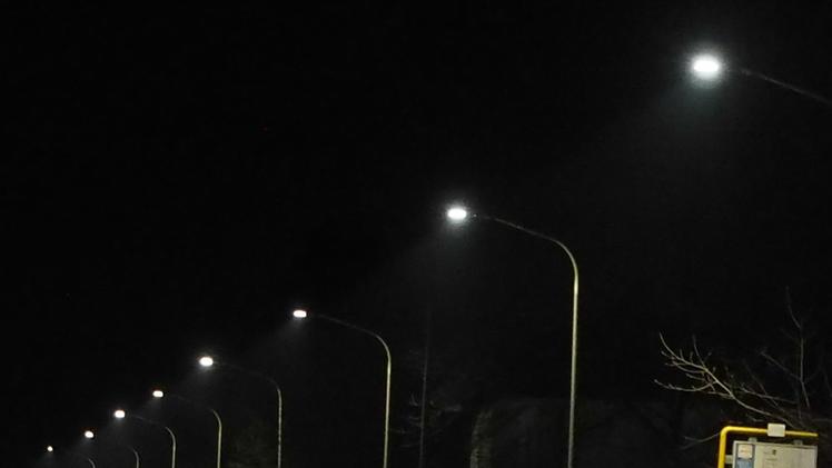 Illuminazione pubblica a singhiozzo a Pescantina per un guasto causato da un fulmine