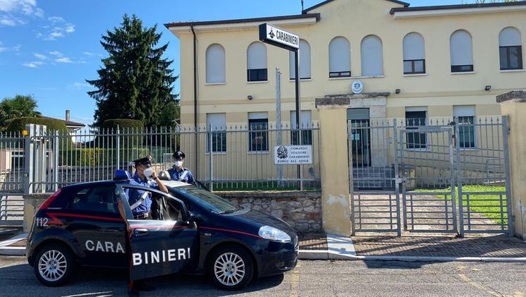 I carabinieri di Ronco: il 62enne è stato arrestato e portato in carcere