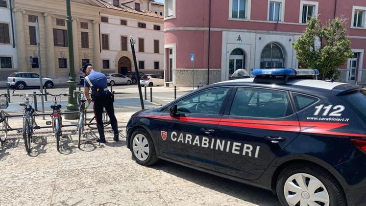 I carabinieri di Verona in piazza Cittadella